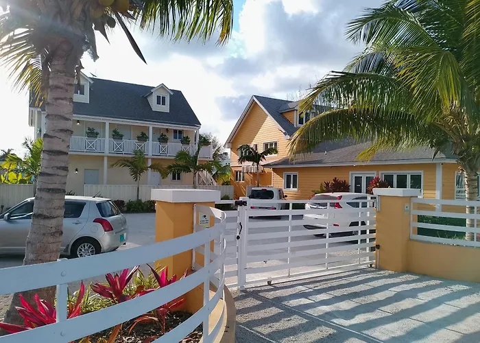 Mcgregor House - Villa By The Bay